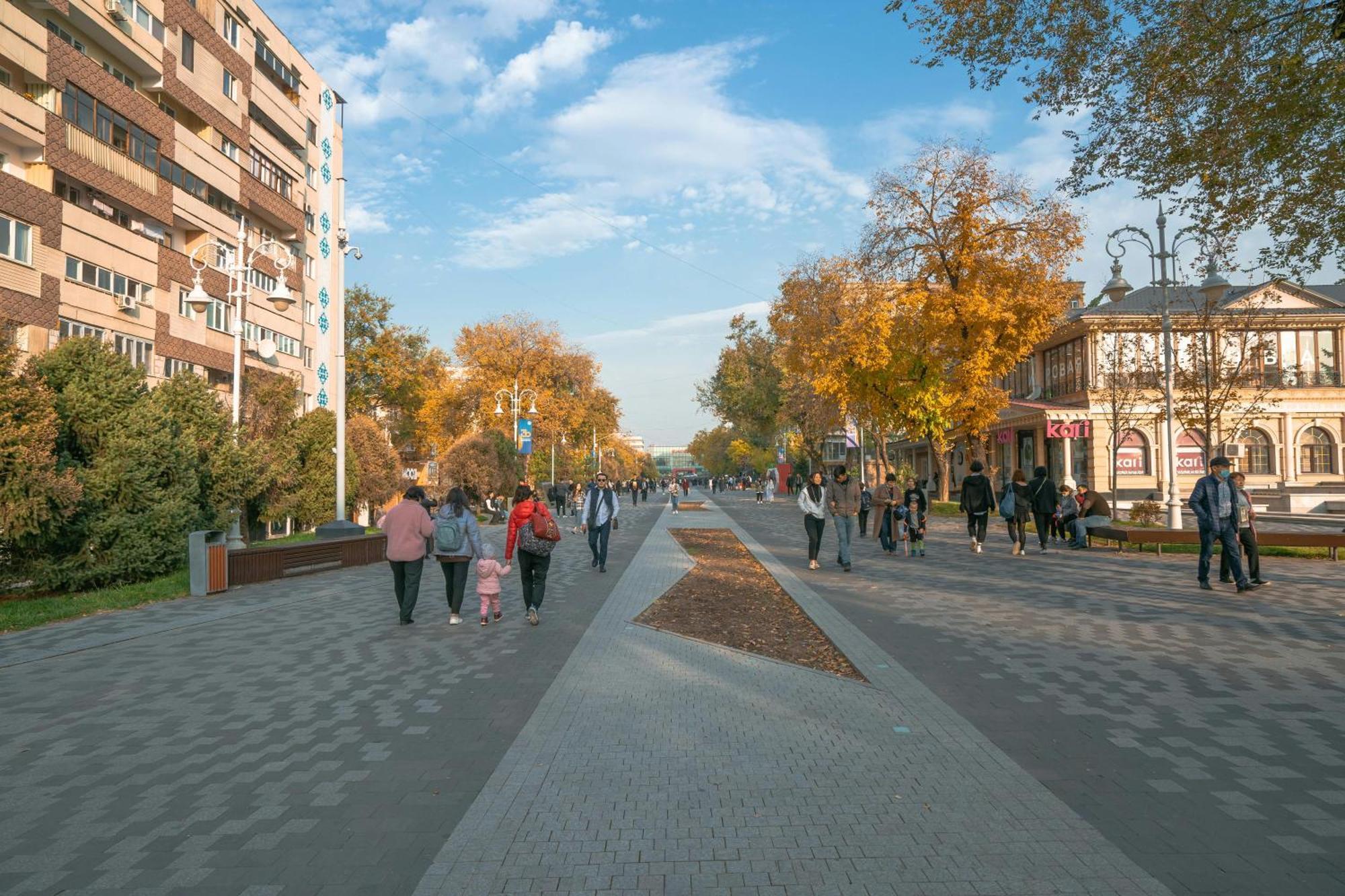 Nadezhda Apartments On Nauryzbai Batyr 37 Near The Arbat Алматы Экстерьер фото